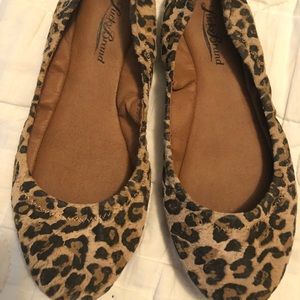 Lucky brand leopard Flats  -5.5